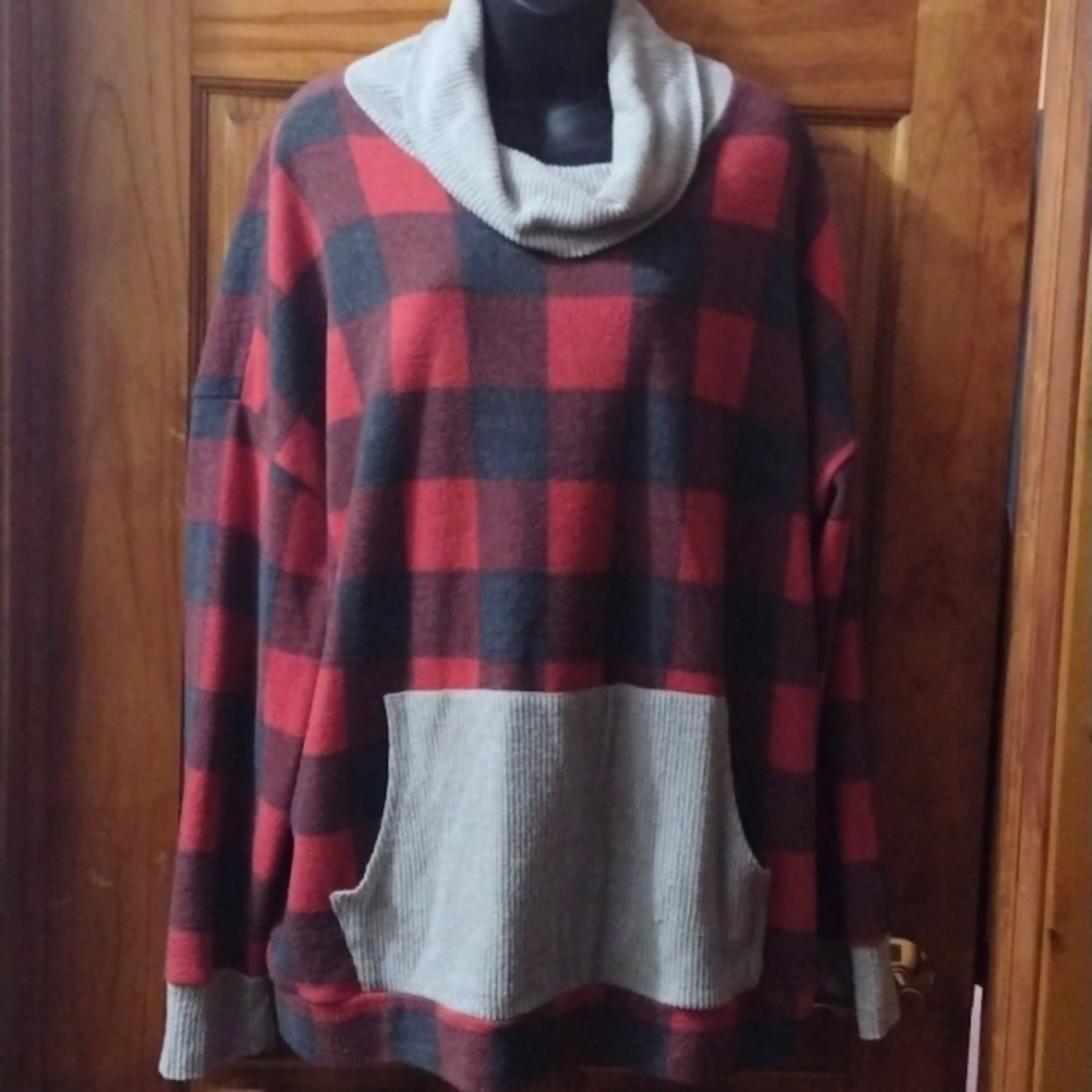 Buffalo Plaid Cowel neck Large